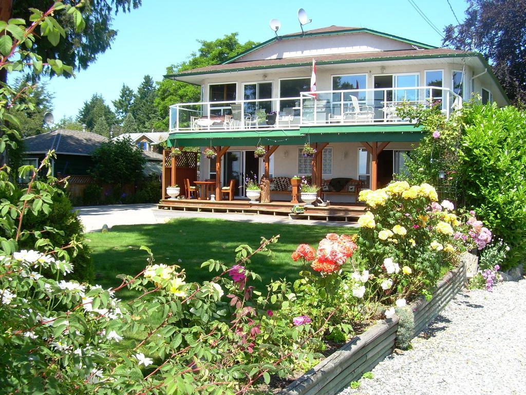 Davis Bay Bed & Breakfast Sechelt Buitenkant foto